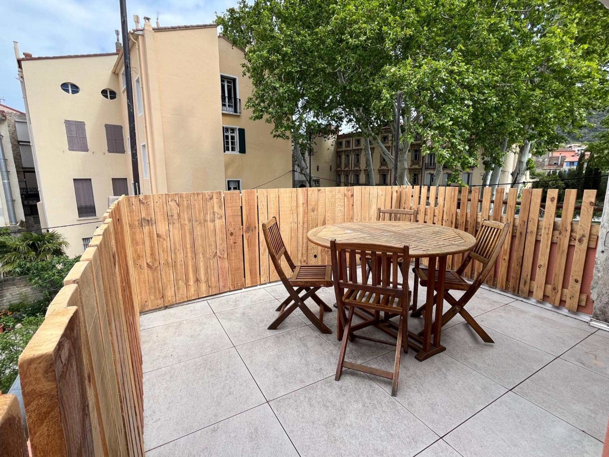 Au Coeur De Ville Avec Terrasse Céret Exteriér fotografie